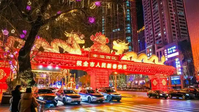 龙门彩灯