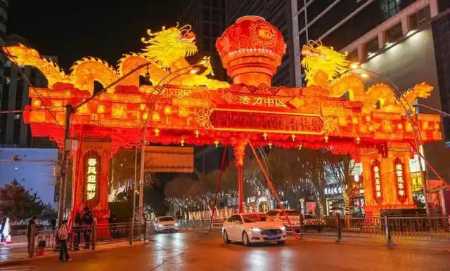 龙门彩灯